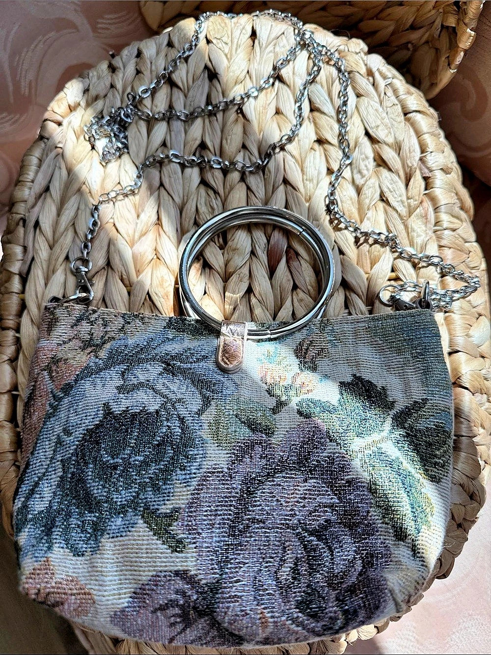Vintage Style Floral Tapestry Handbag
